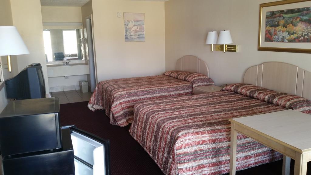 Royal Inn Алачуа Номер фото