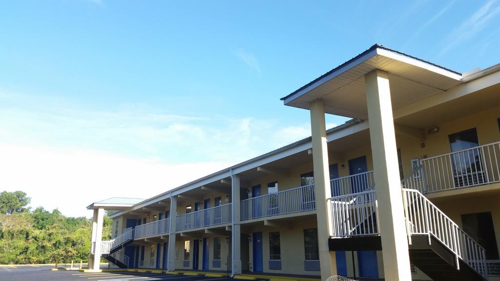 Royal Inn Алачуа Экстерьер фото